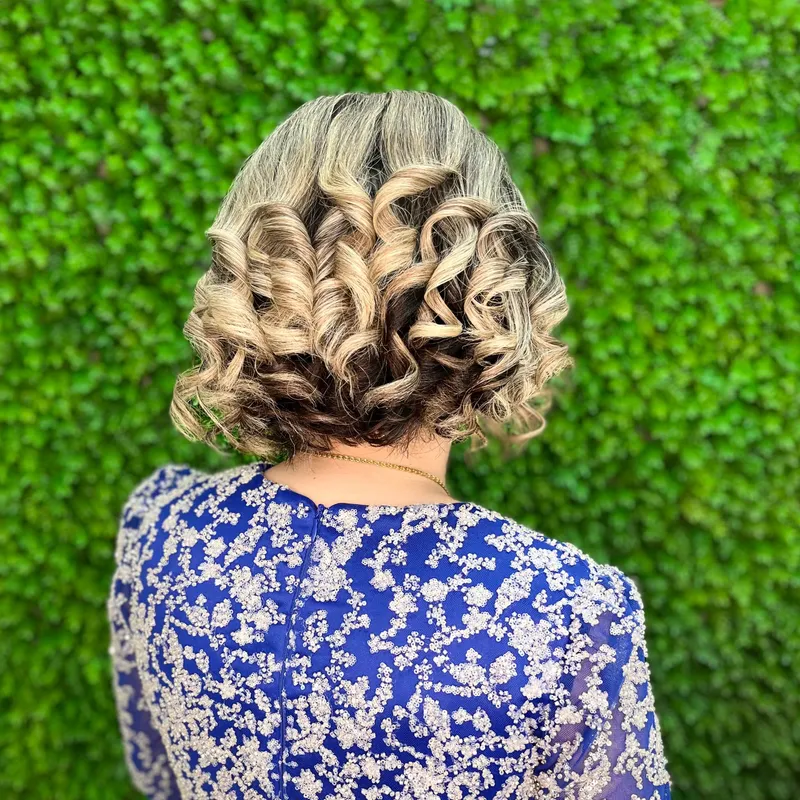 کرلی موی کوتاه