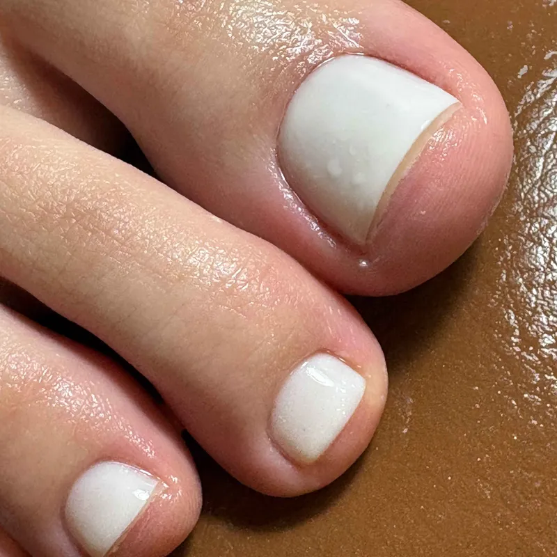 ژلیش ناخن پا