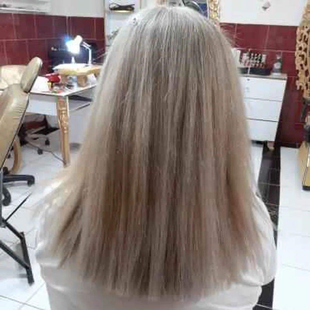 تمام دکلره و یک رنگساژ جذاب😍