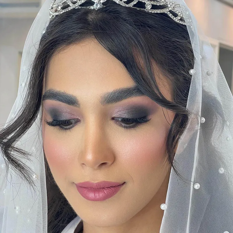 اسموکی صورتی