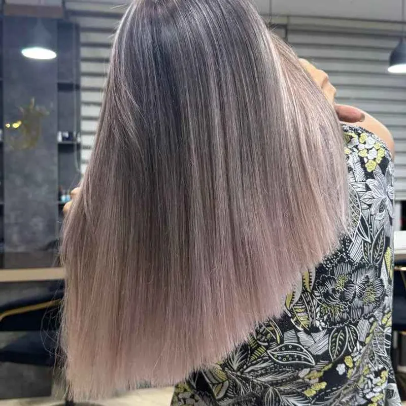 آمبره به این زیبائی 