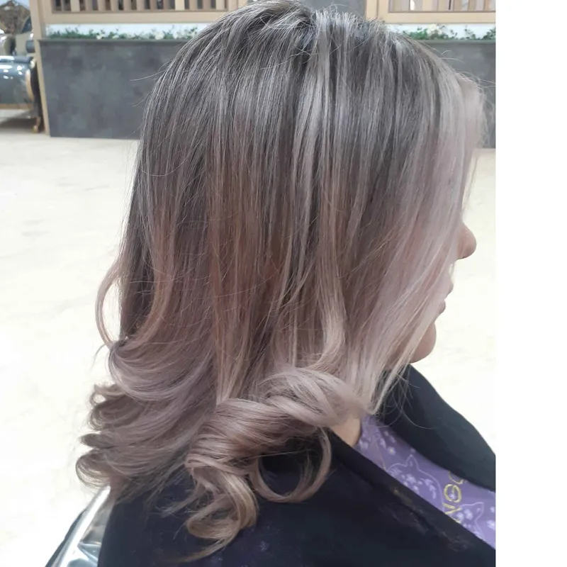 رنگ و لایت دودی 