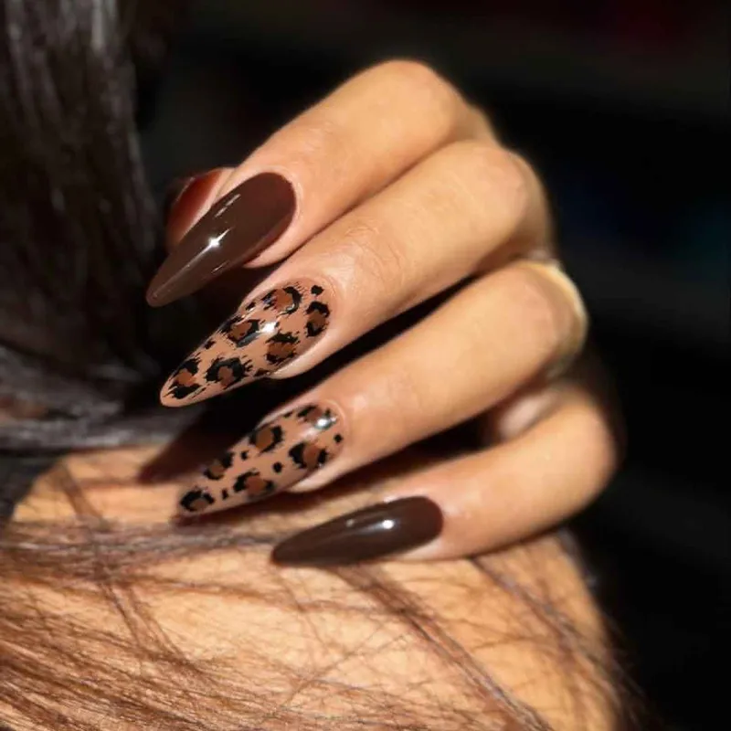 همه ی خدمات ناخن دست و پا