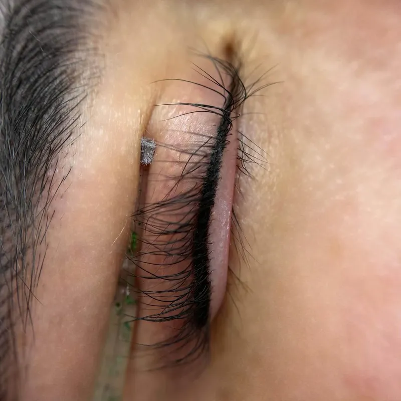 بن مژه قم کاملا بدون درد