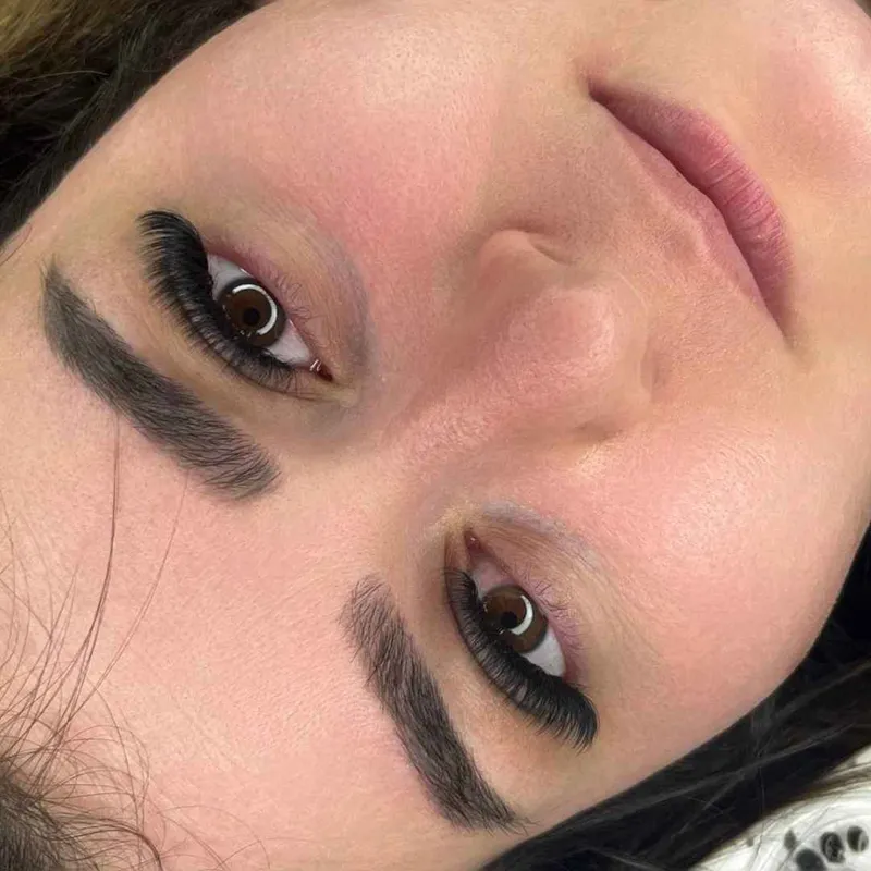 کاشت مژه،لیفت ابرو