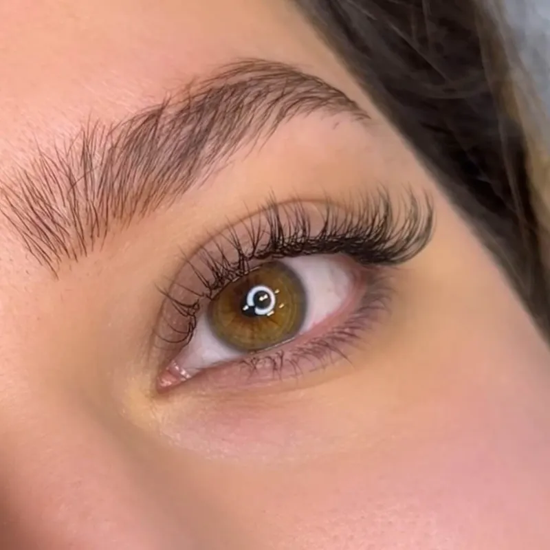 اکستنشن مژه و لیفت و لمینت مژه وابرو 