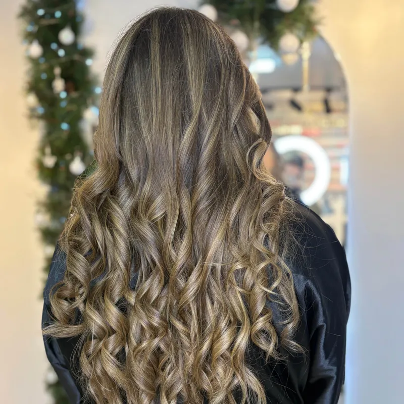 بالیاژ بدون دکلره روی موهای طبیعی