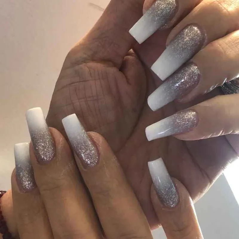 ترمیم ناخن بلند