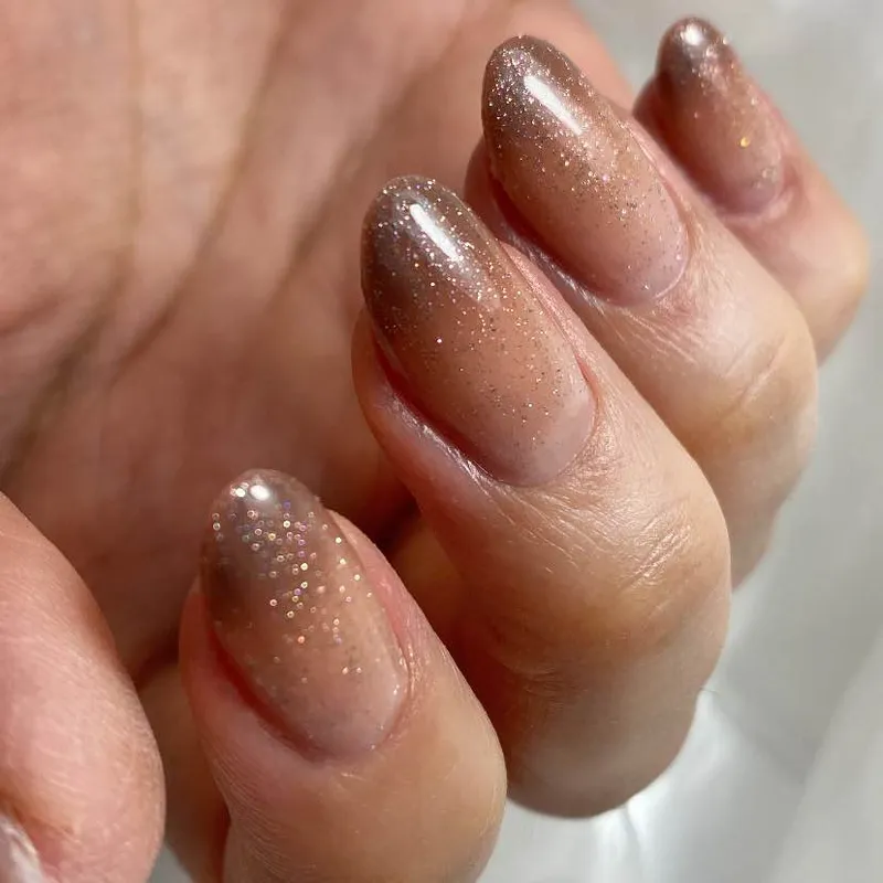 آمبره ناخن پاییزی