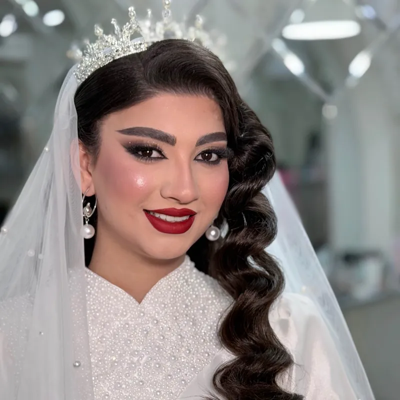 میکاپ و شنیون عروس