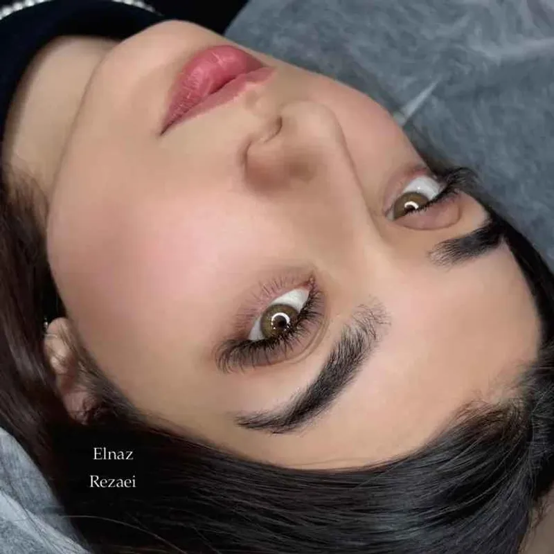 اکستنشن مژه 