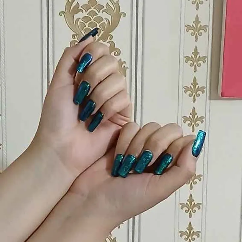 کاشت ناخن 
