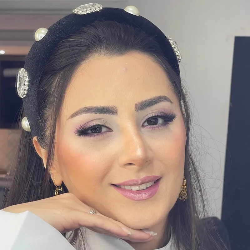 میکاپ همراه