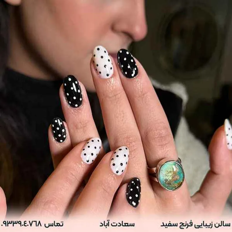 طراحی ناخن با قلمو 50 تومن