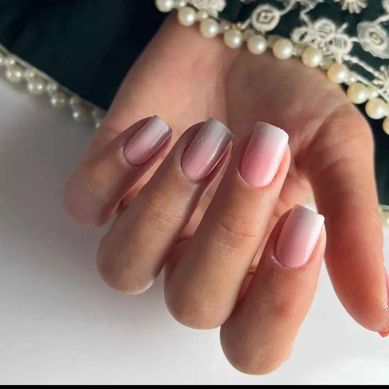 ژلپولیش آمبره ناخن