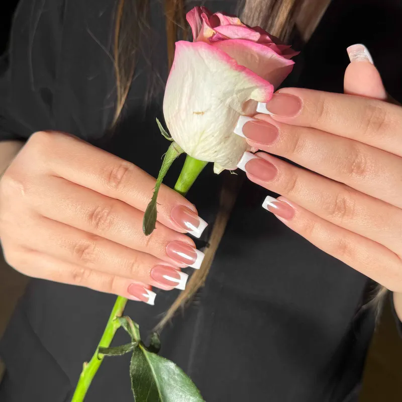 کاشت ناخن