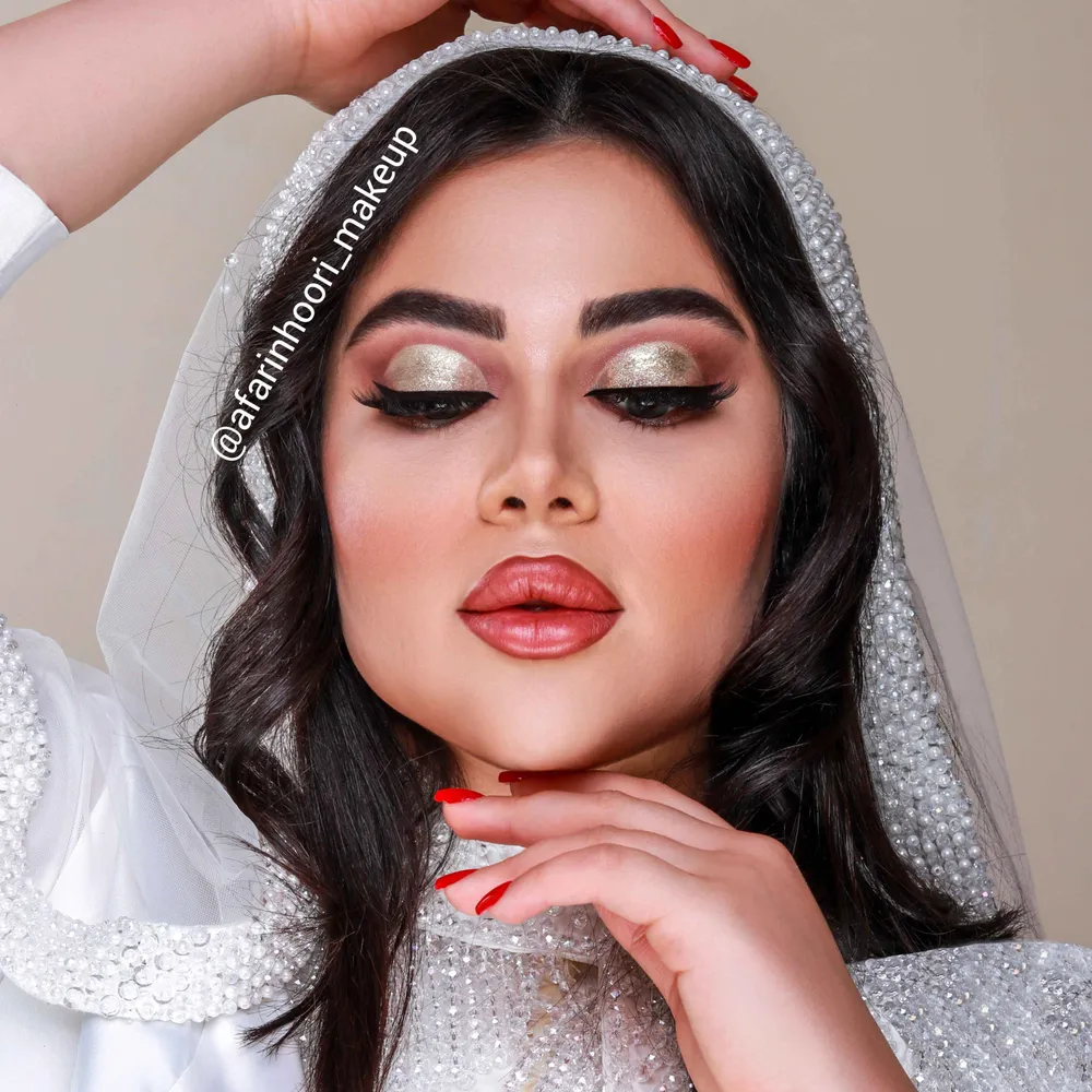 میکاپ خطی لایت خلیجی 