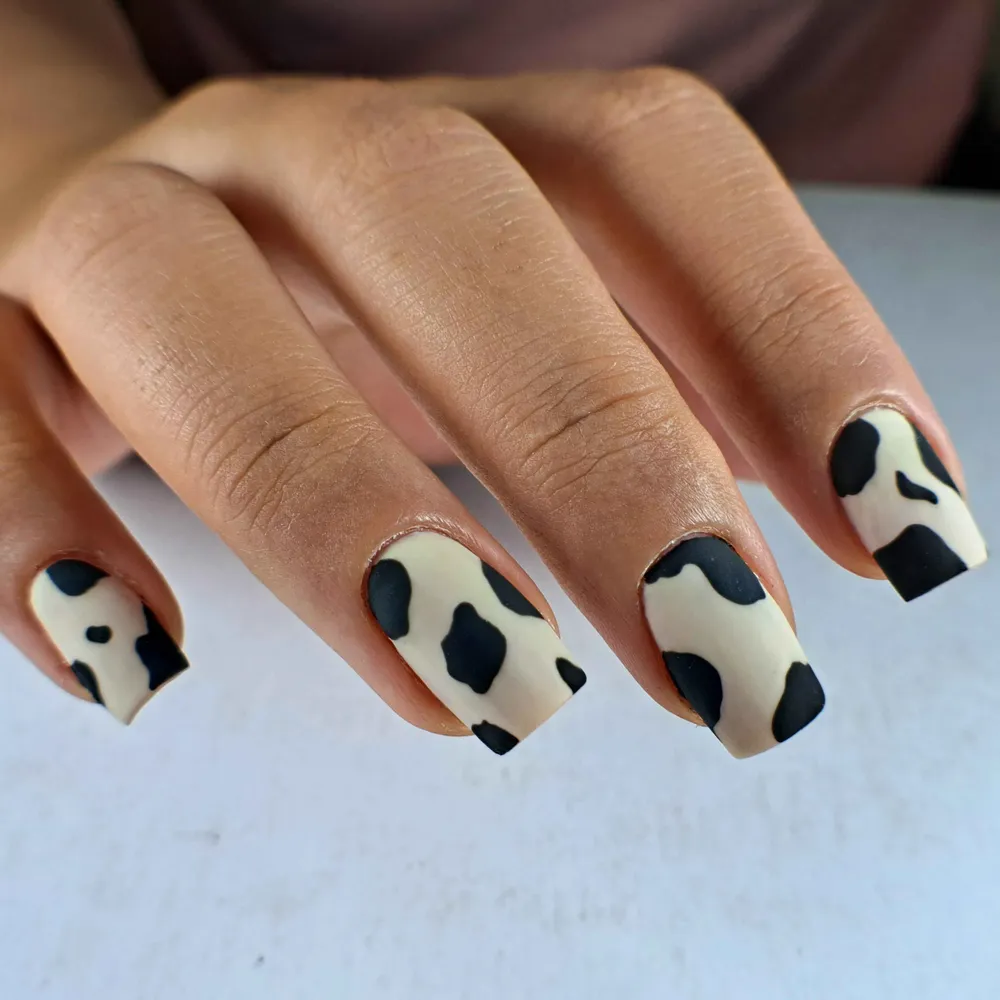 تعویض لاکژل و طراحی با قلم