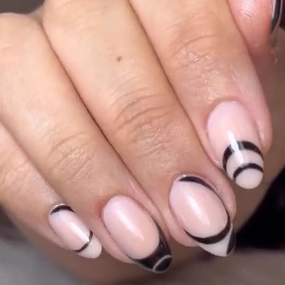 ترمیم پودرناخن