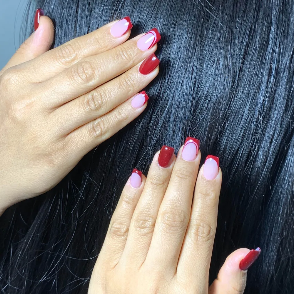 کاشت و ترمیمم ناخن 