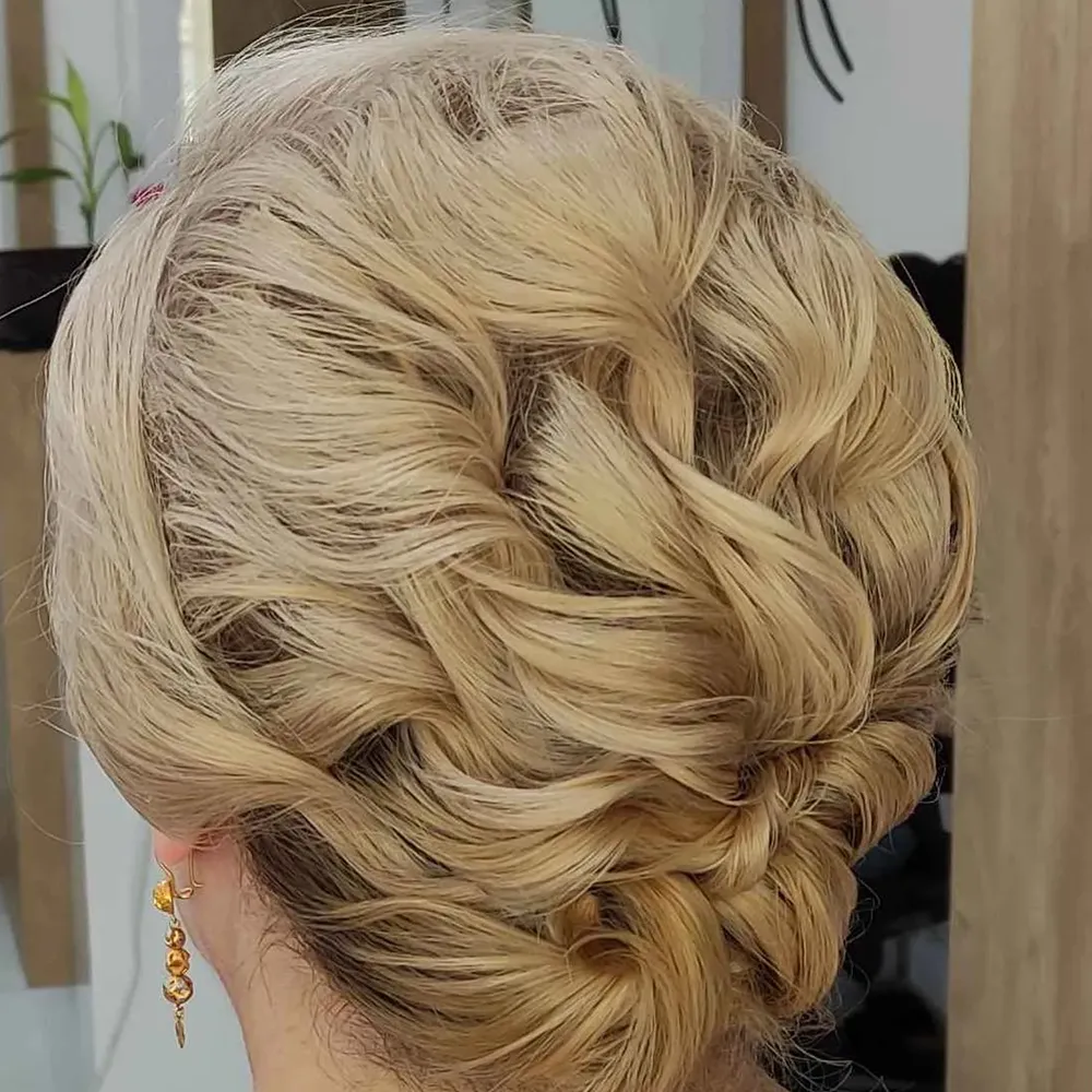 شنیون اروپایی