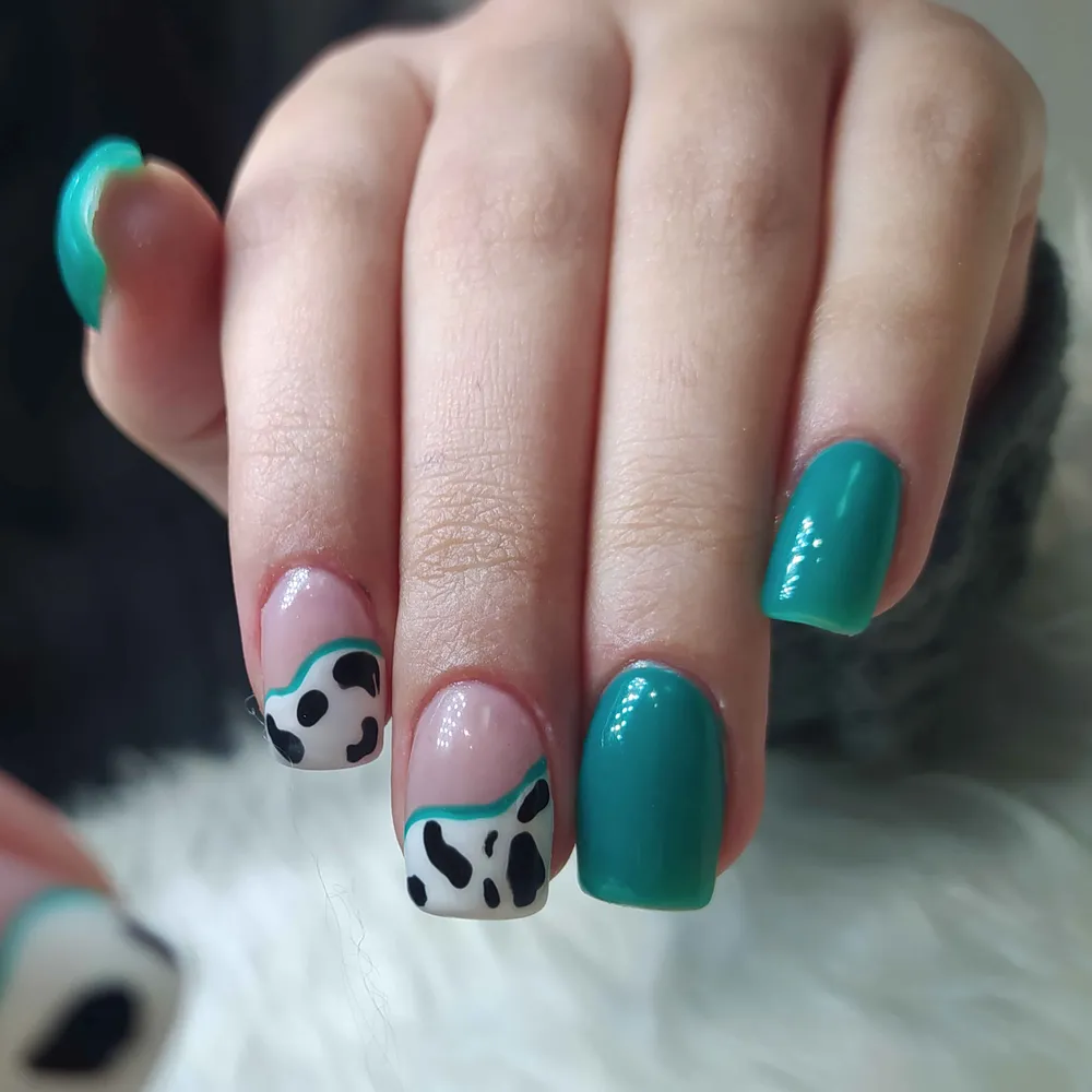 ترمیم و طراحی ناخن