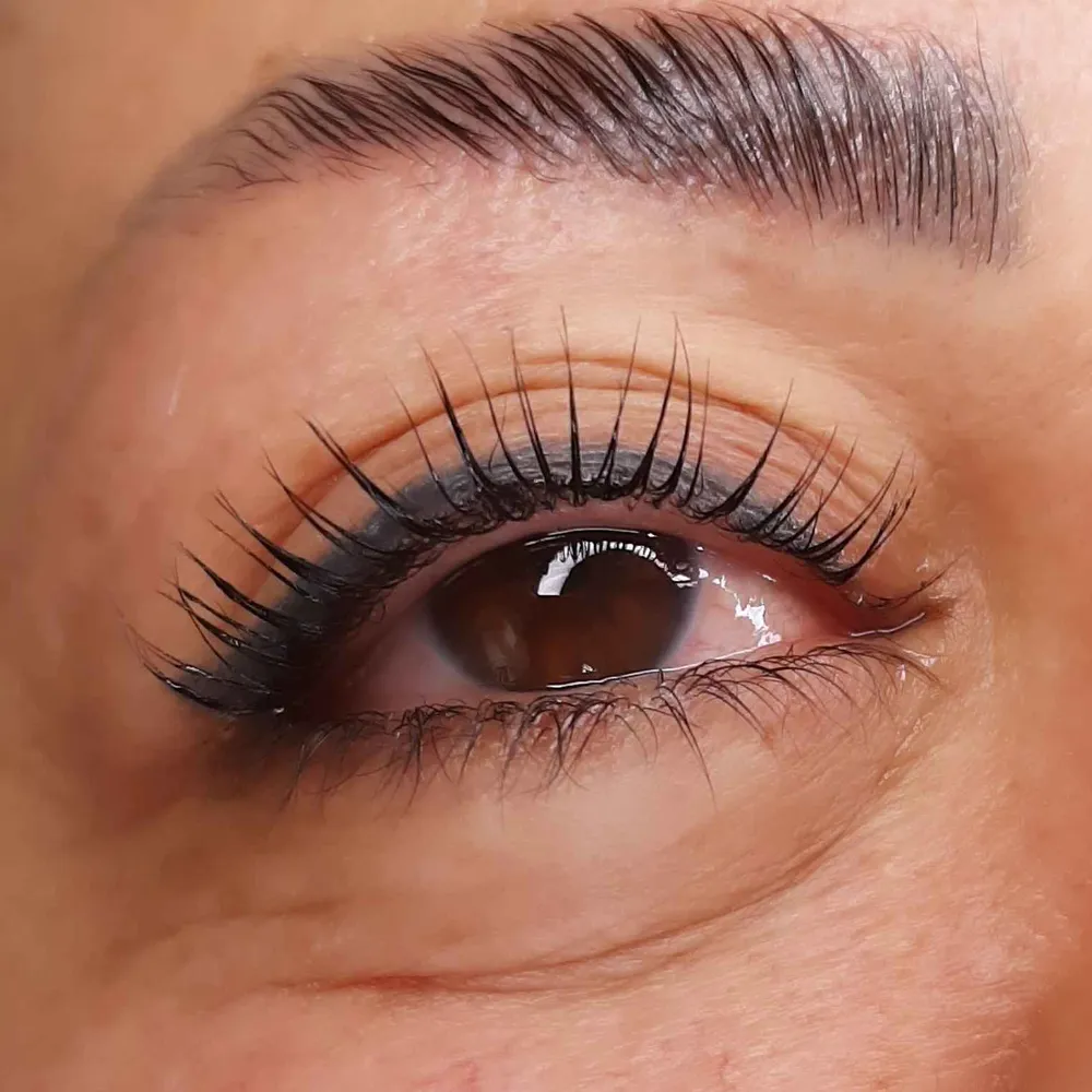 لیفت و تینت مژه و ابرو