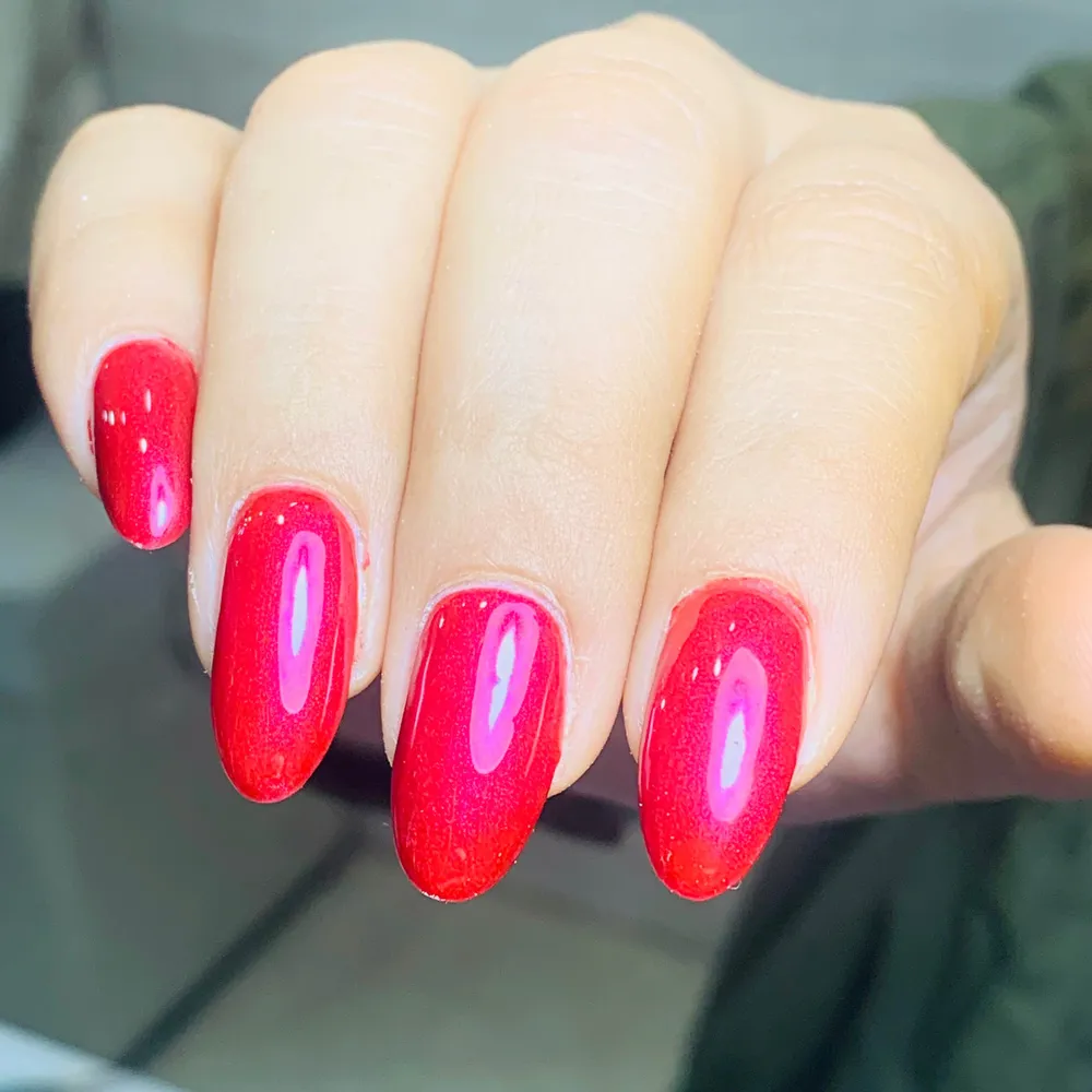 قرمز متفاوت 