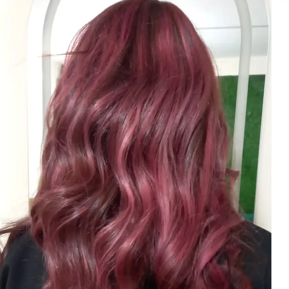 لایت شرابی البالویی  یکی از خاص ترین رنگهاس