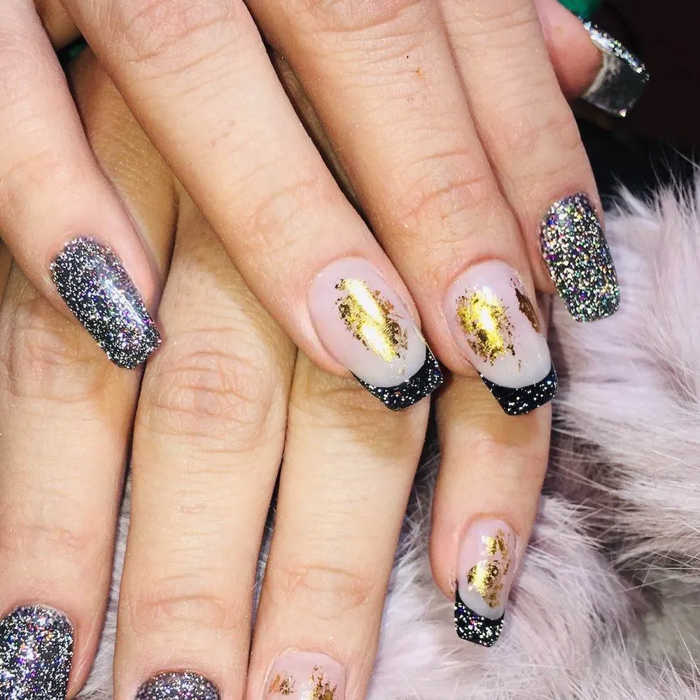 ترمیم و کاشت ناخن