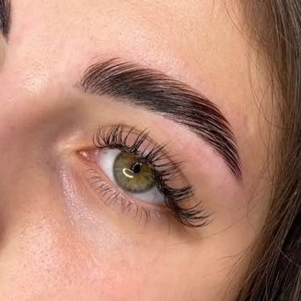 لیفت ابرو و اکستنشن اسپایکی