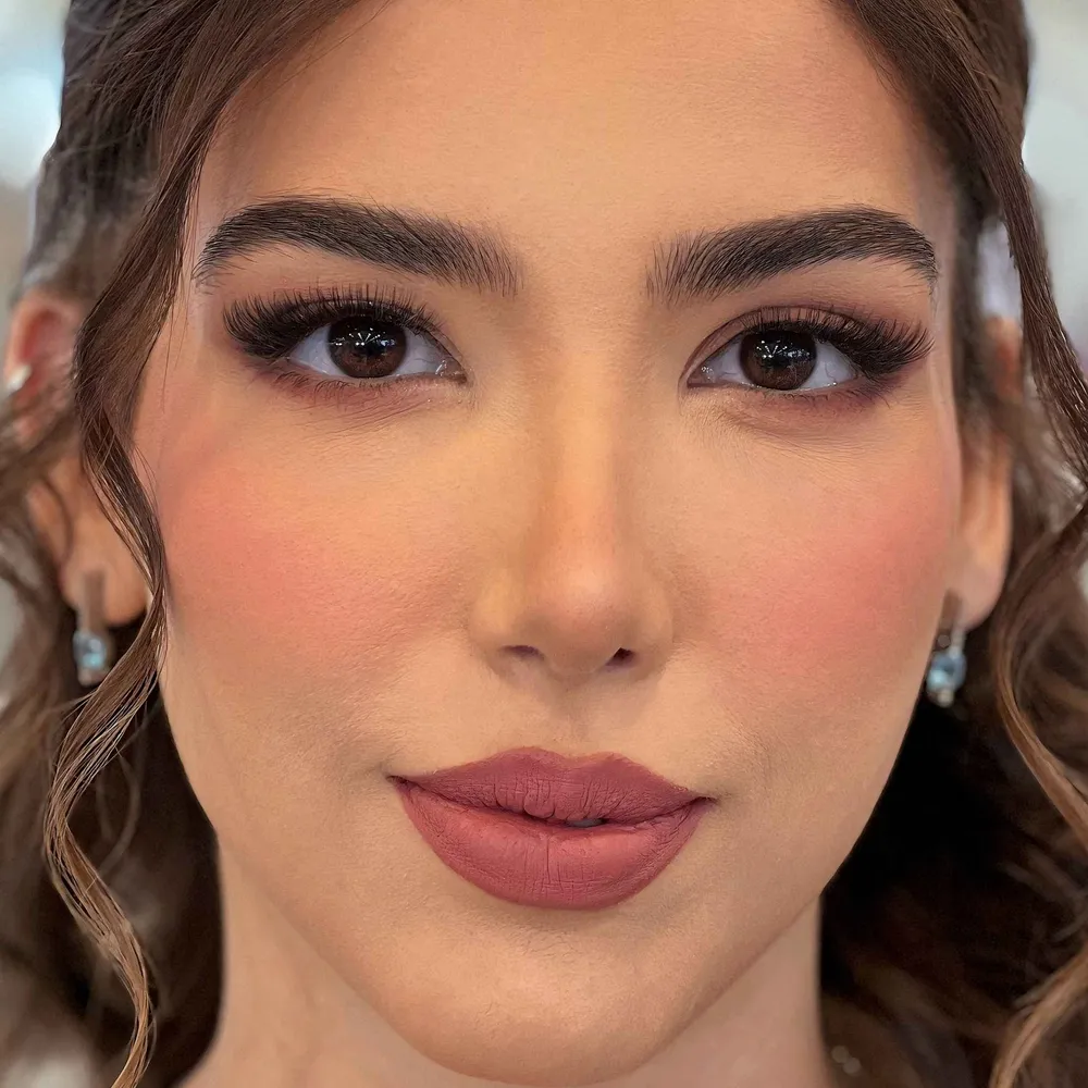 میکاپ لایت صورتی گوشتی