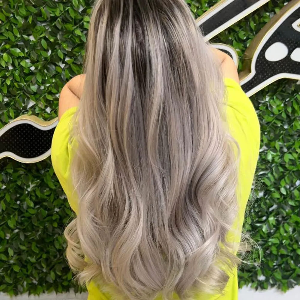 رنگ و دکلره 