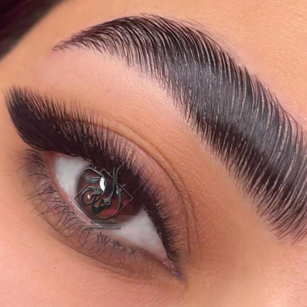 اکستنشن مژه خط چشمی