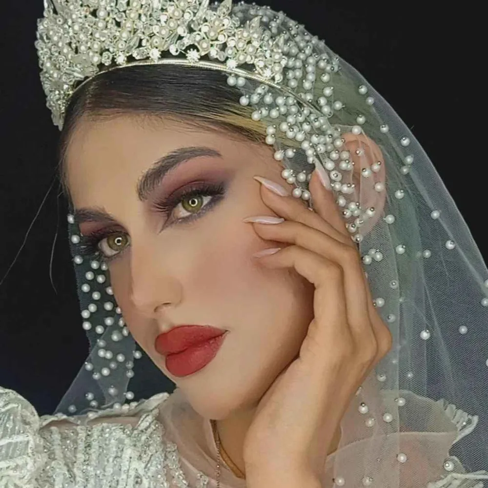 گریم تخصصی عروس دارای مدرک از آکادمی تهران