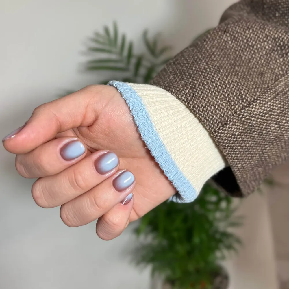 لاک‌ژل ناخن طبیعی