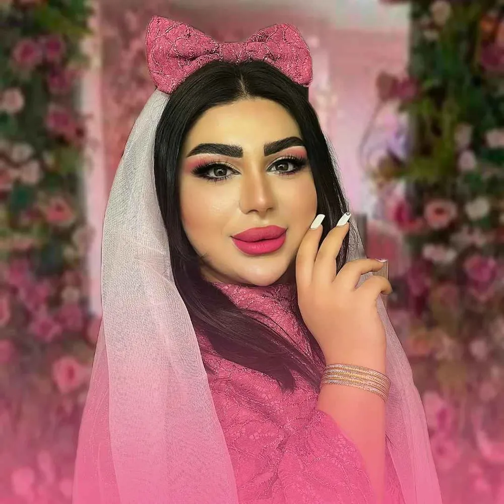 میکاپ و گریم 