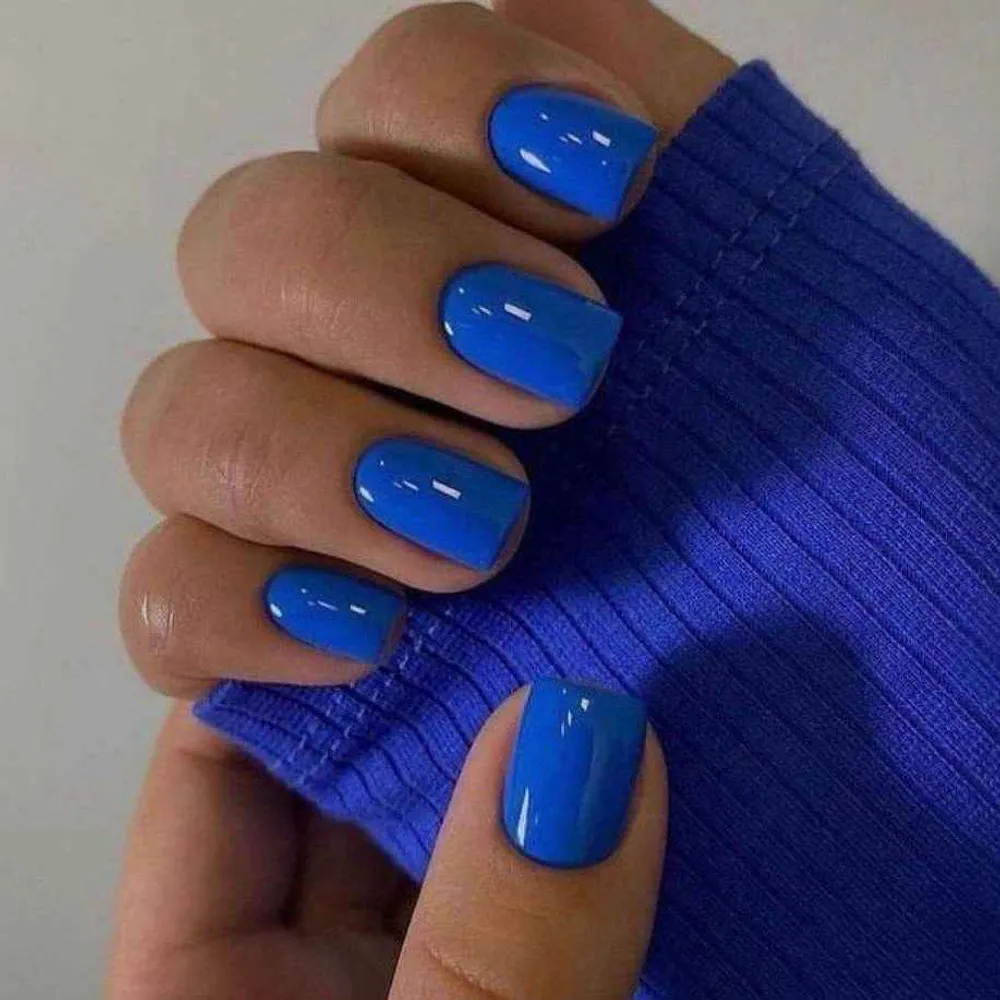 کاشت پودر ناخن