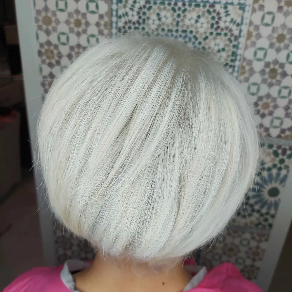 کلیه خدمات مو با بهترین متریال