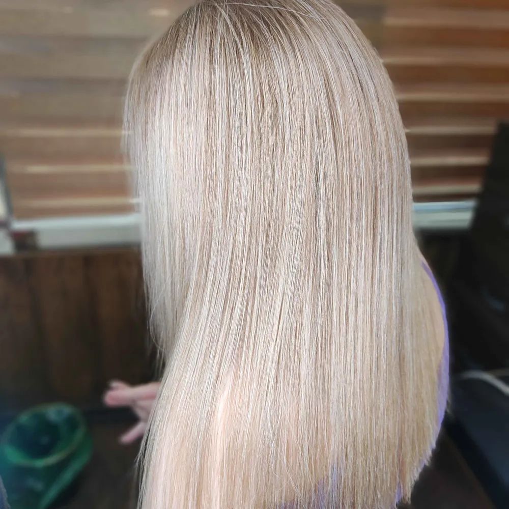 لایت روی مو با سفیدی ۷۰درصد