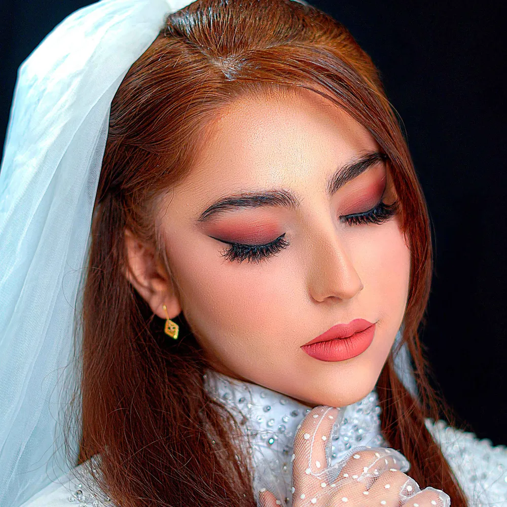 میکلپ لایت و گوشه تیره 