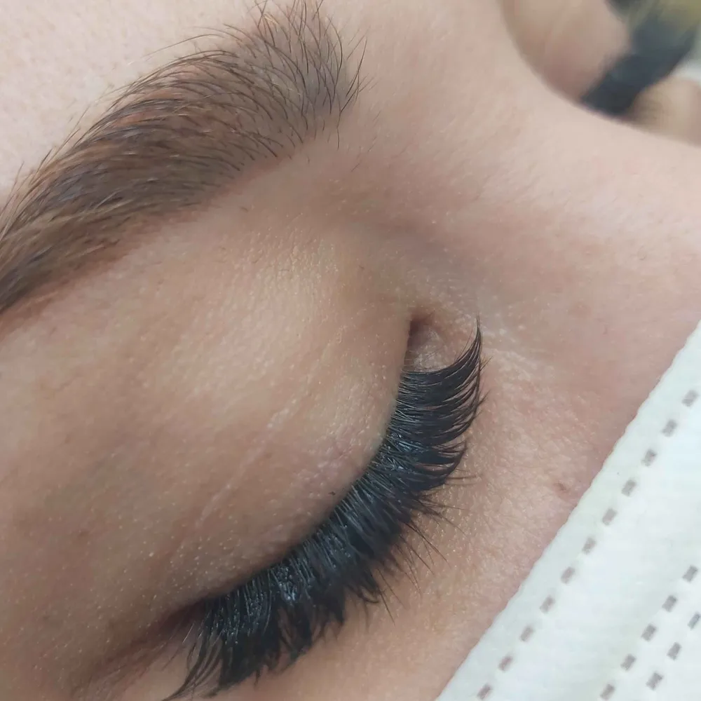 کاشت مژه هیدن