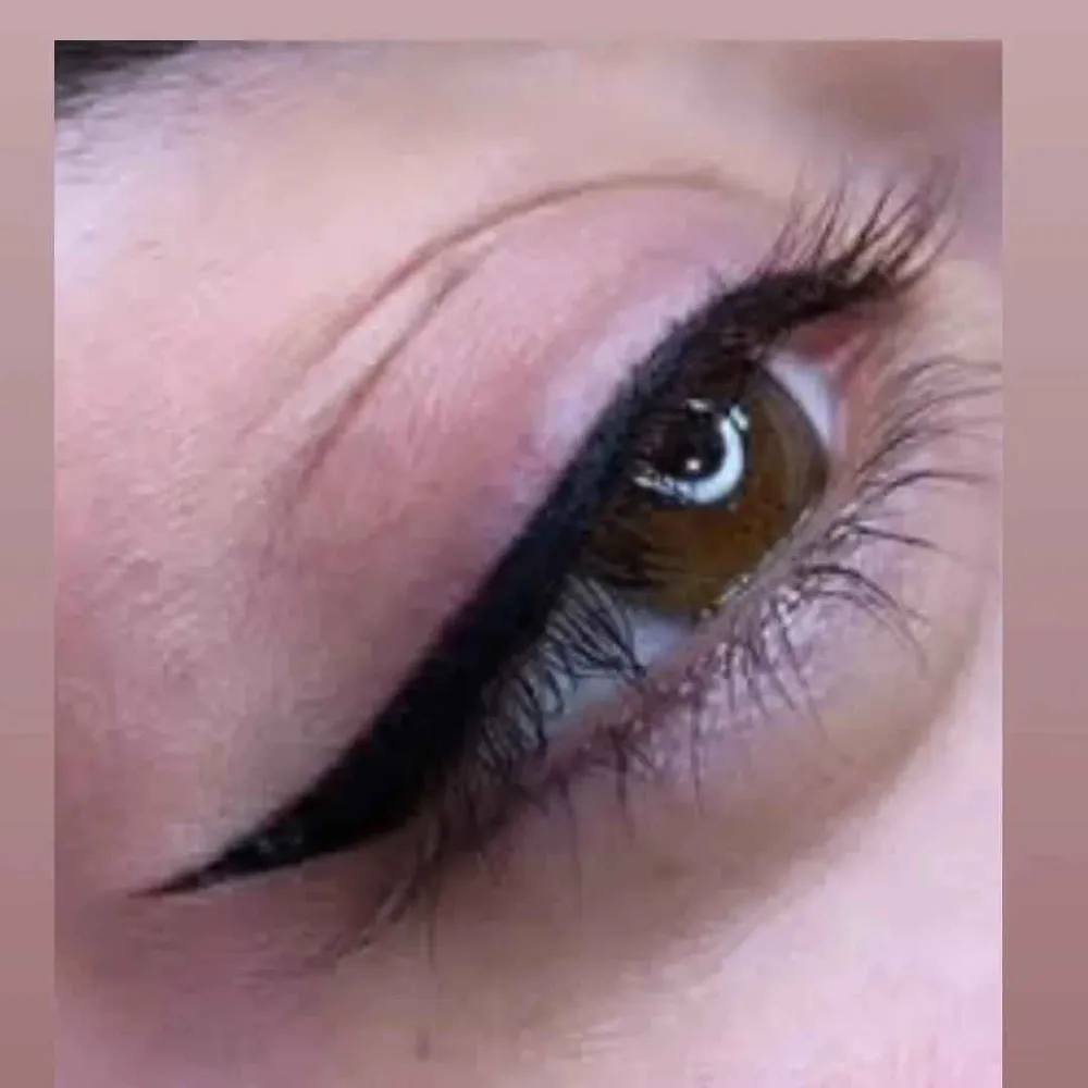 خط چشم دائم با ماندگاری بالا 