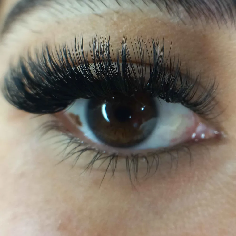 اکستنشن مژه 