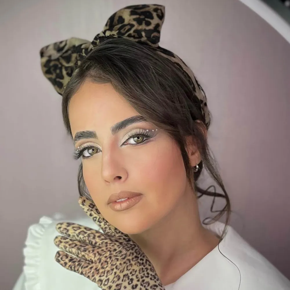 میکاپ با سایه کات کریس