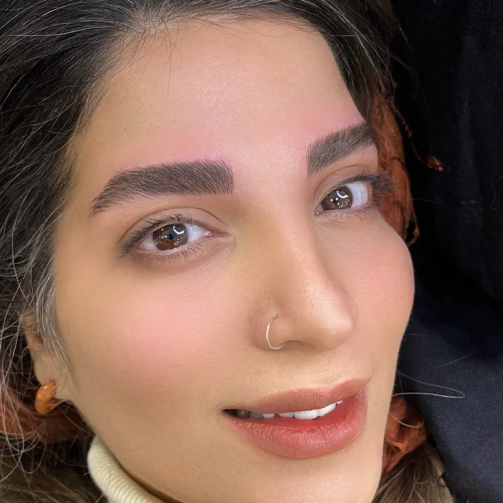 نمونه ابرو سوپر نچرال روی تتو قدیمی