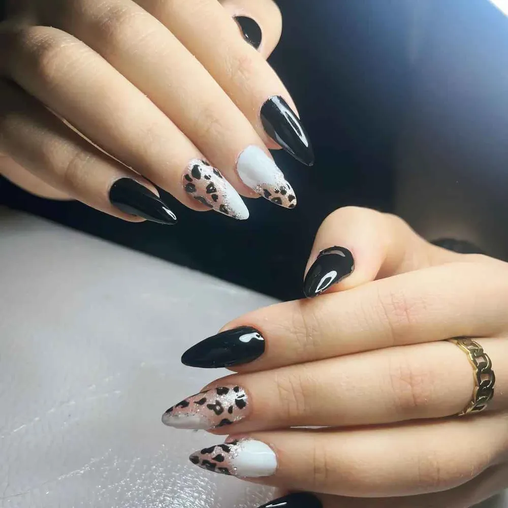 کاشت و ترمیم ناخن