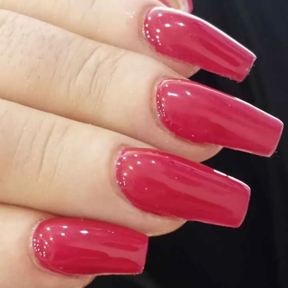 کاشت و ترمیم ناخن 