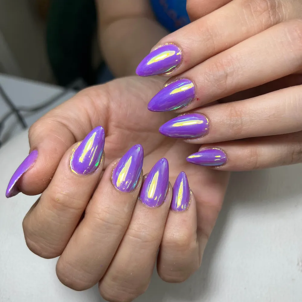 ترمیم و کاشت ناخن 