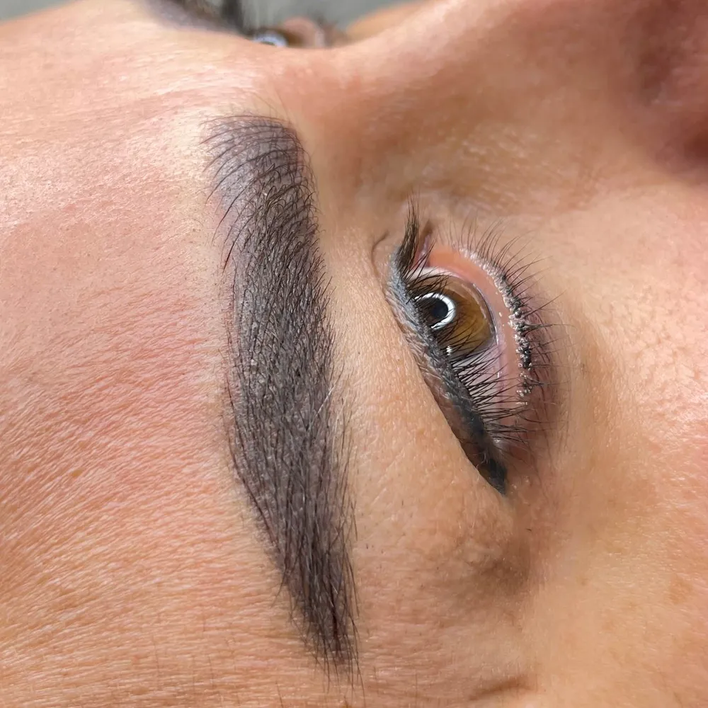 آرايش دائم صورت